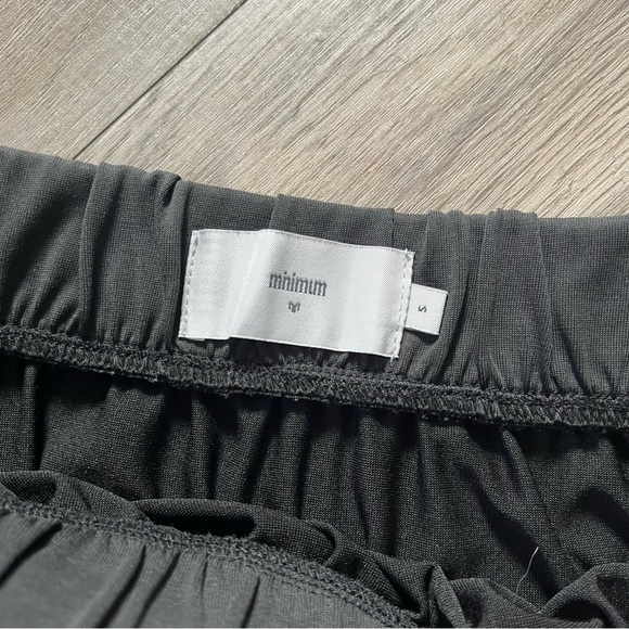 🔥SALE - any 4/$20. Minimum MIDI Aline Skirt - Picture 4 of 6